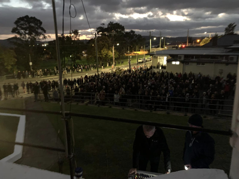 anzac_day_2024_dawn_service_a_great_attendance_ex_peter_dane