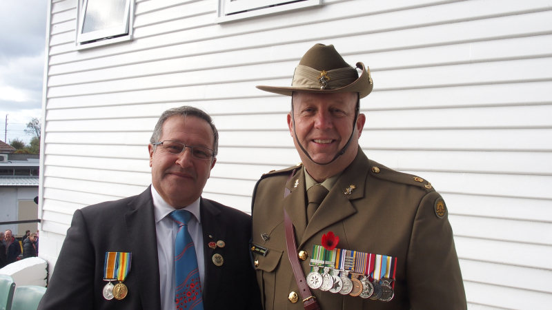 anzac_day_2024_john_wadsley_and_lvrsl_president_andrew_mcshane_ex_peter_dane